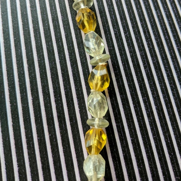 Vintage Beaded Necklace - Picture 3 of 4